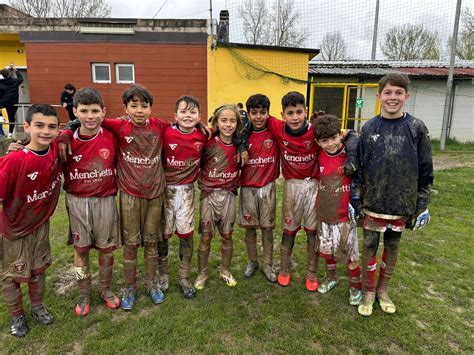 UNDER 9 IMPEGNO E DIVERTIMENTO AL 3 TORNEO PASQUA A FIRENZE A C