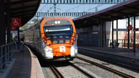 Cuatro Personas Mueren Atropelladas Por Un Tren En Espa A