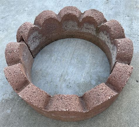 Curved Scallop Edging Stone