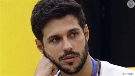 Rodrigo Mussi Estado De Sa De Do Ex Bbb Ainda Grave Dias Ap S