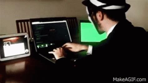 Usuwam Rajd Hakowanie GIF - Usuwam Rajd Hakowanie Hacking - Discover & Share GIFs