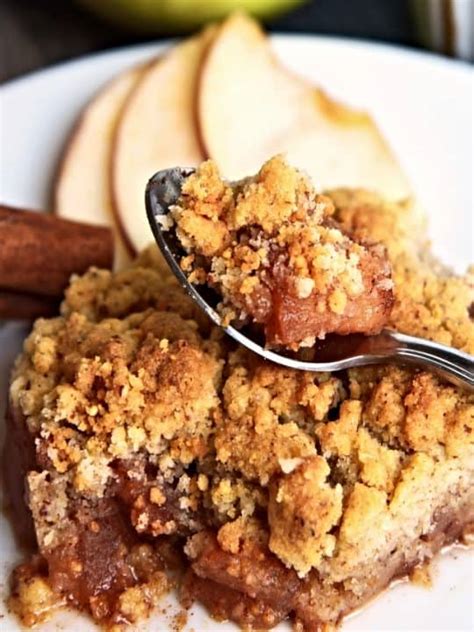 Old Fashion Apple Crisp Without Oats Treat Dreams