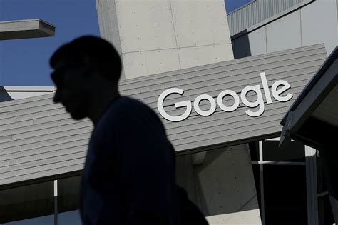 Canada Drops Google Antitrust Probe - WSJ