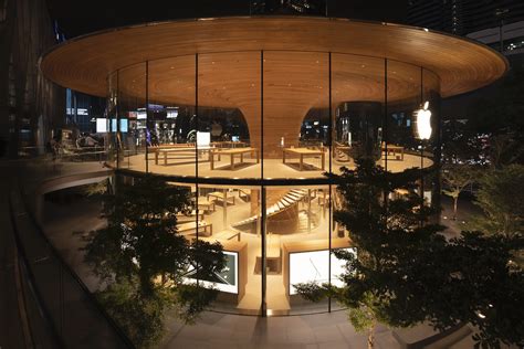 Bangkoks Apple Store Is A Sculptural Masterpiece By Foster Partners