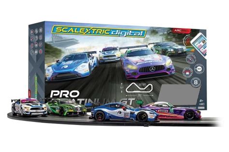 Scalextric ARC PRO Platinum GT Set, 4 Cars, Over 30' of Track SCAC1413 ...