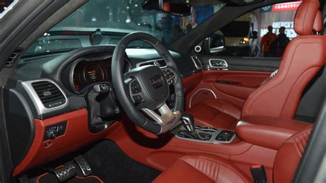 2020 Jeep Grand Cherokee Trackhawk Interior