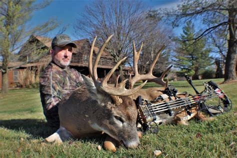 Whitetail Deer Shed Hunting Heartland Lodge