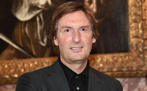 Italiano Pietro Beccari Nomeado Como Ceo Da Louis Vuitton