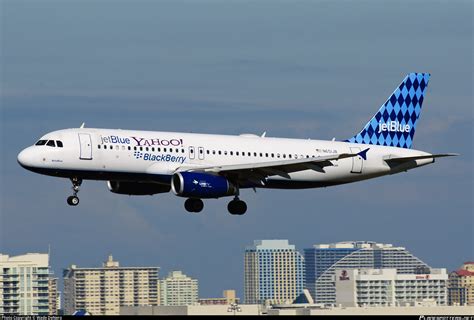 N651JB JetBlue Airbus A320 232 Photo By Wade DeNero ID 162588