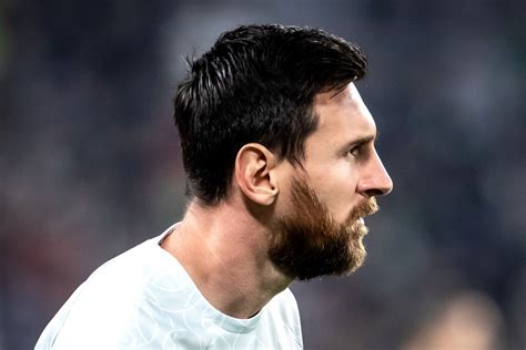 Lionel Messi Coraz Bli Ej Wielkiego Transferu Prze Omowa Informacja I