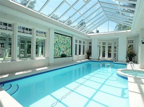 5 Reasons To Use Pool Enclosures For Your Home Improvement