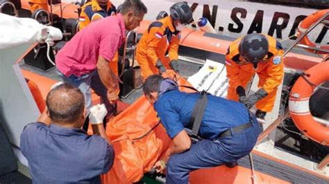 Kapal Terbalik Di Perairan Kabil Bawa Penumpang