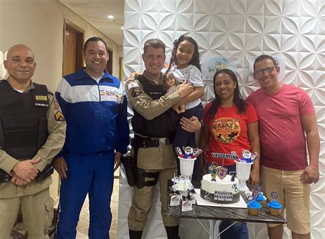 Portal Capara Pol Cia Militar Participa De Festa De Anivers Rio De