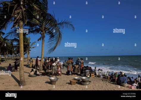 market on the palm-lined beach, Ada Foah, Ghana Stock Photo - Alamy