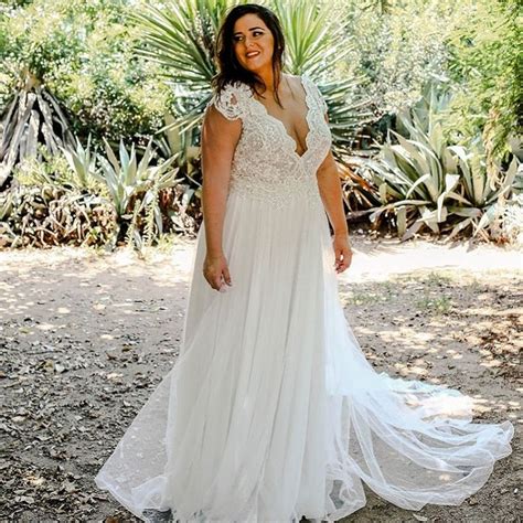 The Curvy Bridal Boutique On Instagram Feeling Boho Unsere Neuen