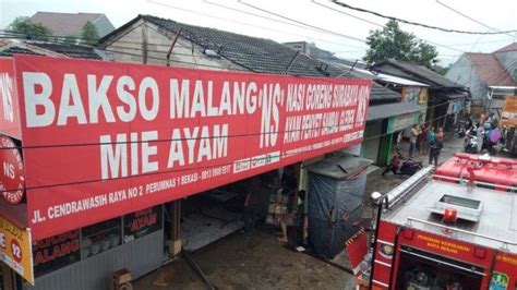 Warung Bakso Malang Di Bekasi Kebakaran Saat Karyawan Bersiap Kerja