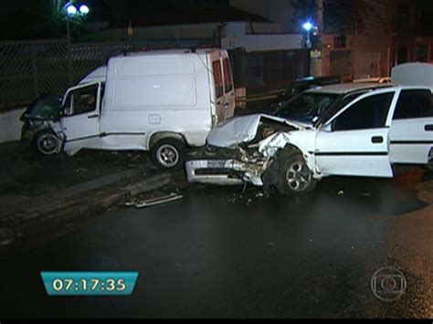 V Deo Persegui O Policial Termina Em Acidente Na Zona Norte De Sp