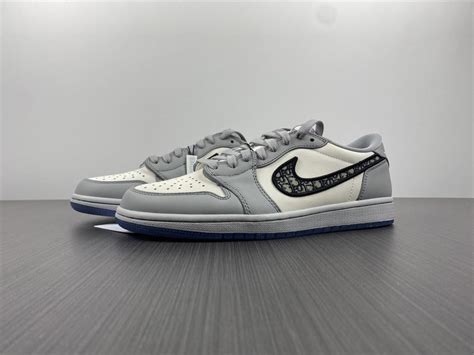 Dior Air Jordan 1s Low Rrepsneakers