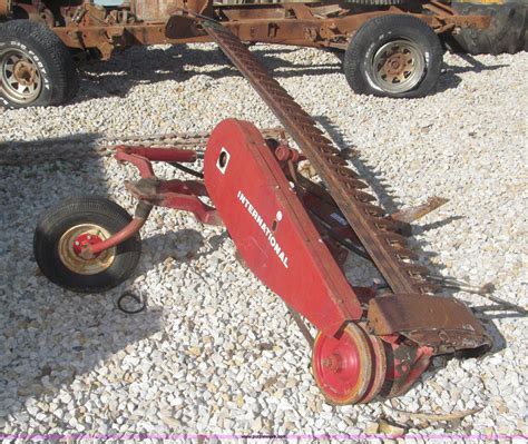 International Fast Hitch 7 Sickle Bar Mower In Red Oak Ia Item