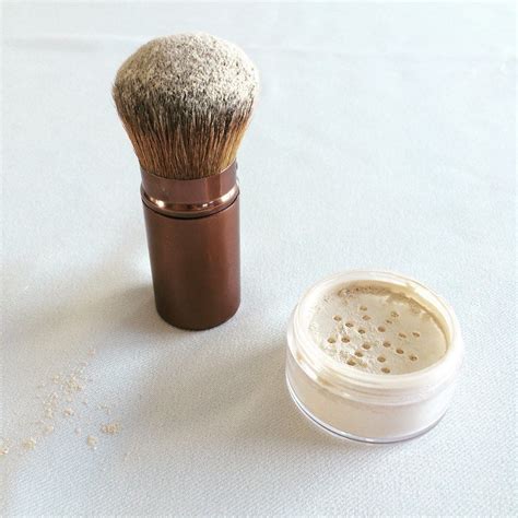 Silk Dust Mineral Makeup With Silk Powder Sericite Mica French Green