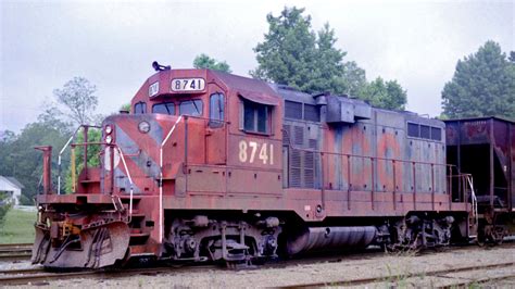 HawkinsRails Illinois Central Gulf Paducah GP11