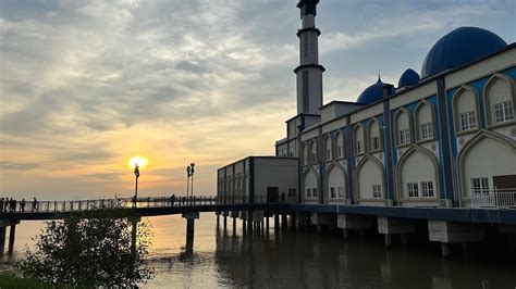 Maghrib Di Masjid Tuminah Hamidi Bagan Datuk Youtube