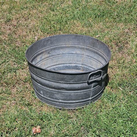 Vintage Round Galvanized Steel Wash Tub 20 Dia X 105 H Etsy