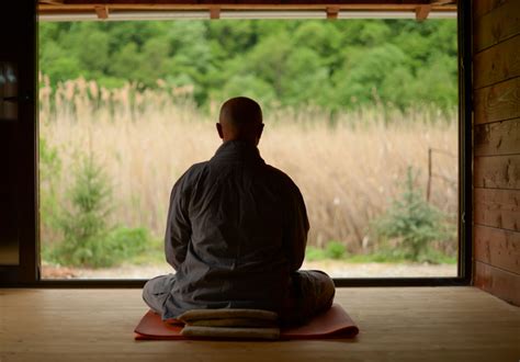 座禅のやり方組み方やその効果は？自宅で効果的にする時間やコツは？