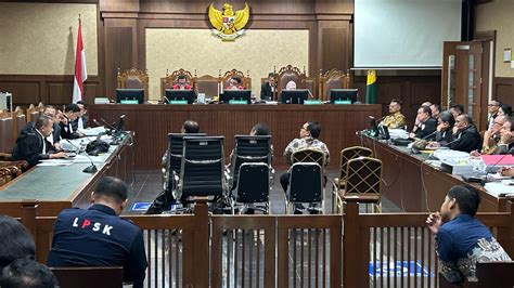 Kpk Hadirkan Tiga Dirjen Kementan Di Sidang Korupsi Syl Hari Ini Sinpo Id