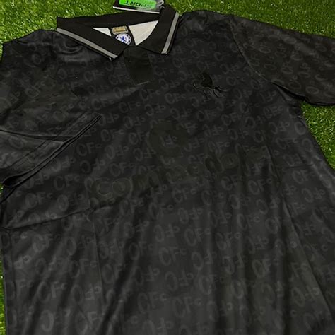 Vamoschelsea 90s Black Out