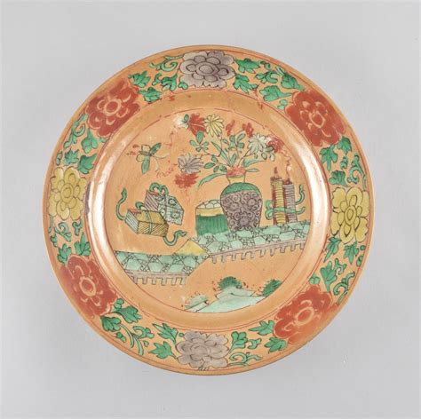 Chinese famille verte café au lait ground plates Kangxi