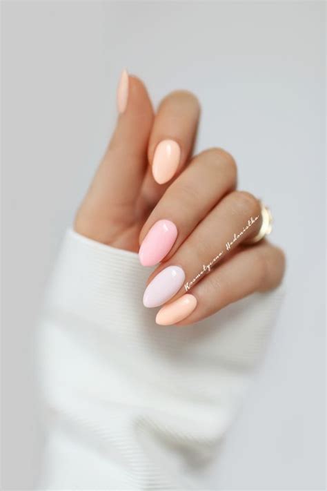 Hit Tego Sezonu Brzoskwiniowe Paznokcie TOP 18 Pomysłów na Peach Manicure