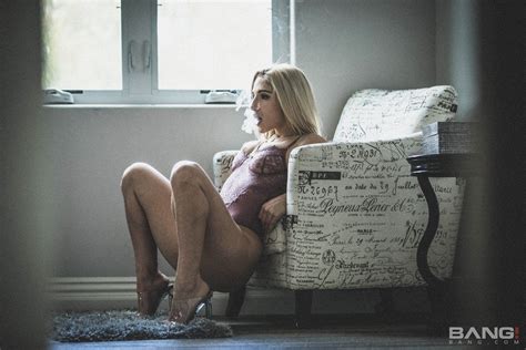 Gorgeous Babe Abella Danger Performing An Exceptional Striptease Photos