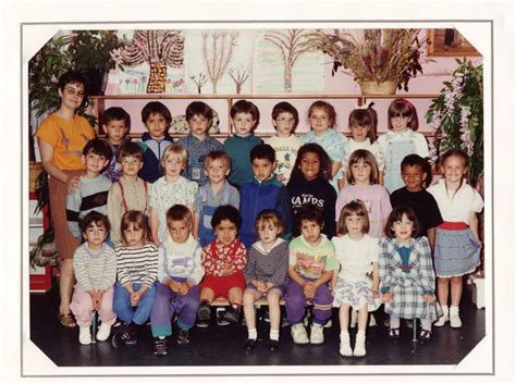 Photo de classe Moyenne section de 1991 Ecole Maternelle Du Moulin à