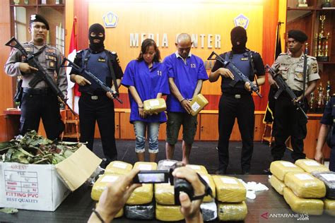 Bea Dan Cukai Gagalkan Usaha Penyelundupan 40 Kg Ganja Ke Malaysia