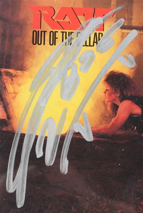 Stephen Pearcy Signed Ratt "Out of the Cellar" CD Disc Cover (PSA COA ...