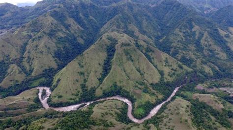 Foto Keindahan Gunung Nona Di Enrekang Tribun