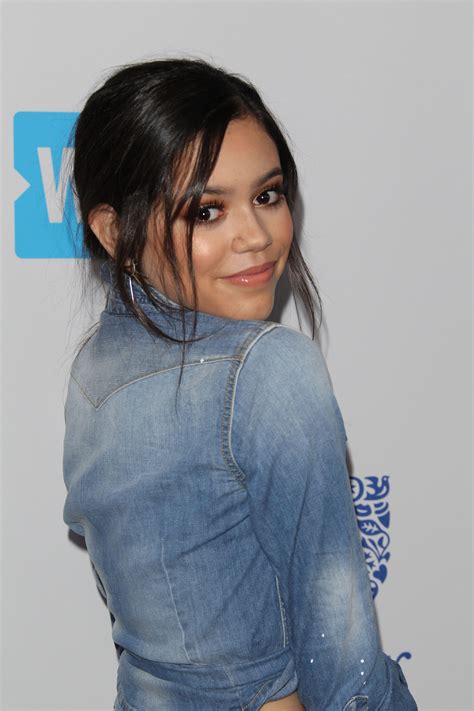 Apr 19 We Day California 097 Jenna Ortega World Photo Gallery