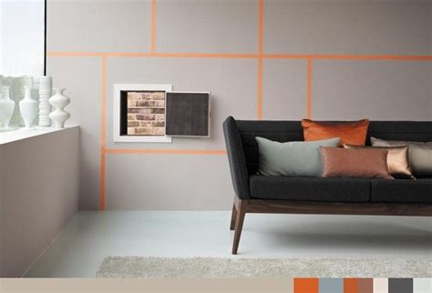 Wohnzimmer In Neutralen Farben Orange Wandstreifen Und Sandfarbe Als