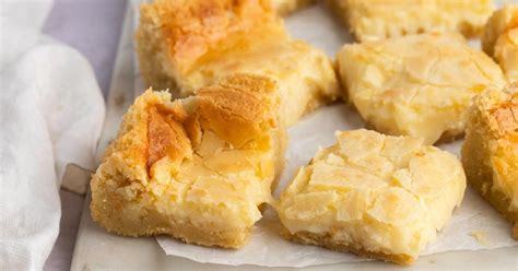 Gooey Butter Bars (+ Easy Recipe) - Insanely Good