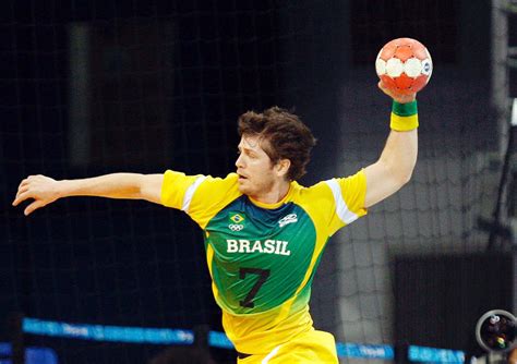 Educação Física Escolar Histórico do Handebol