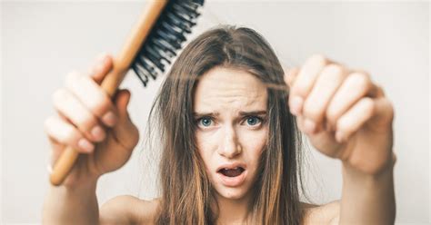 Alimenti Che Aiutano Ad Arrestare La Caduta Dei Capelli