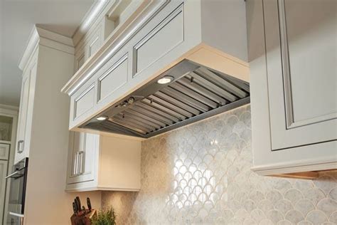 Range Ventilation, Ventilation Hood, and Downdraft Ventilation | Wolf ...