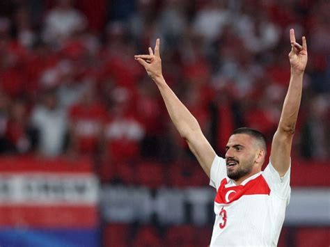 Fu Ball Em Uefa Sperrte T Rken Demiral Nach Wolfsgru F R Spiele