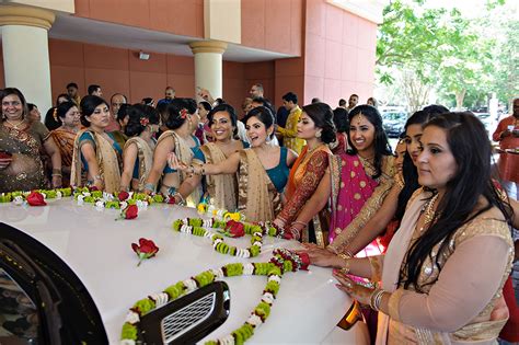 Amish Kunal Indian Wedding By Asaad Images