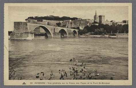 Avignon Avignon n 33 Vue générale sur le palais des Papes et le