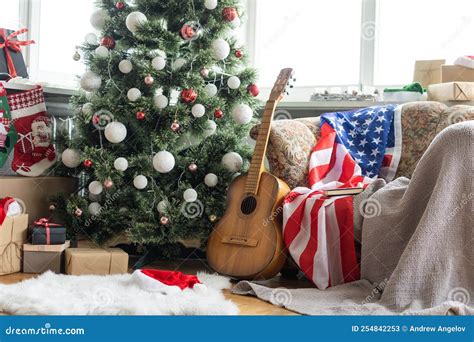 Amerikaanse Vlag En Achtergrond Kerstboom Stock Afbeelding Image Of