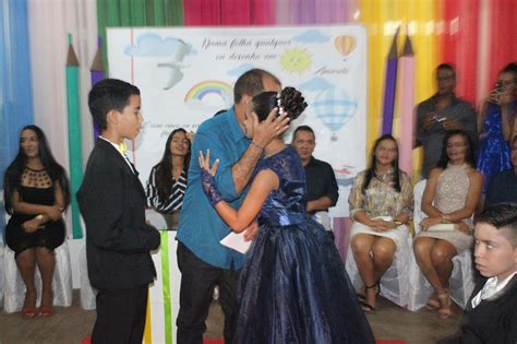 Cerim Nia De Formatura Dos Alunos Do Ano Do Ensino Fundamental Secom