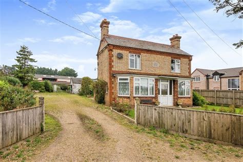 Hall Road Outwell Wisbech Pe14 3 Bedroom Detached House For Sale