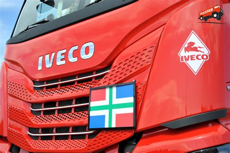 Foto Iveco S Way Van Stutvoet B V NVO Transport BV TruckFan